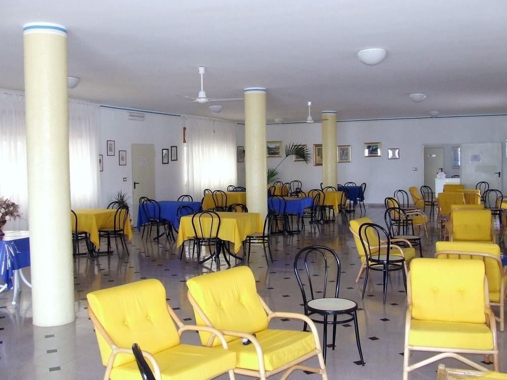 Hotel Albatros Torre Vado Exterior photo